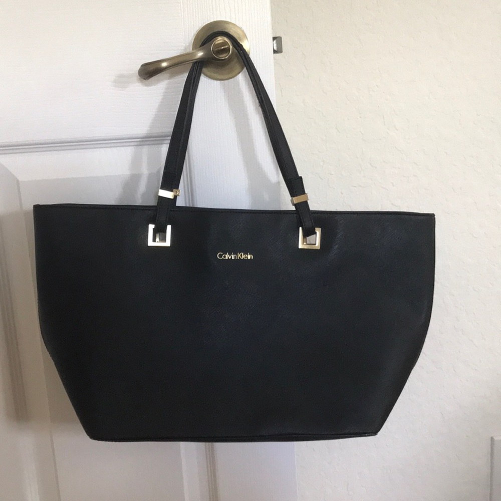 Black Calvin Klein purse